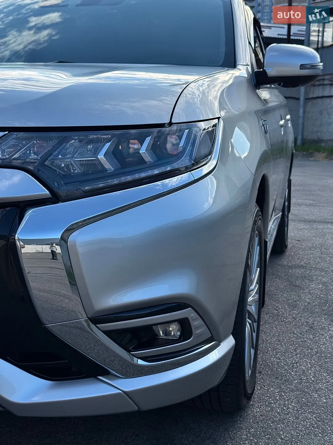 2020 Mitsubishi Outlander - мініатюра 12