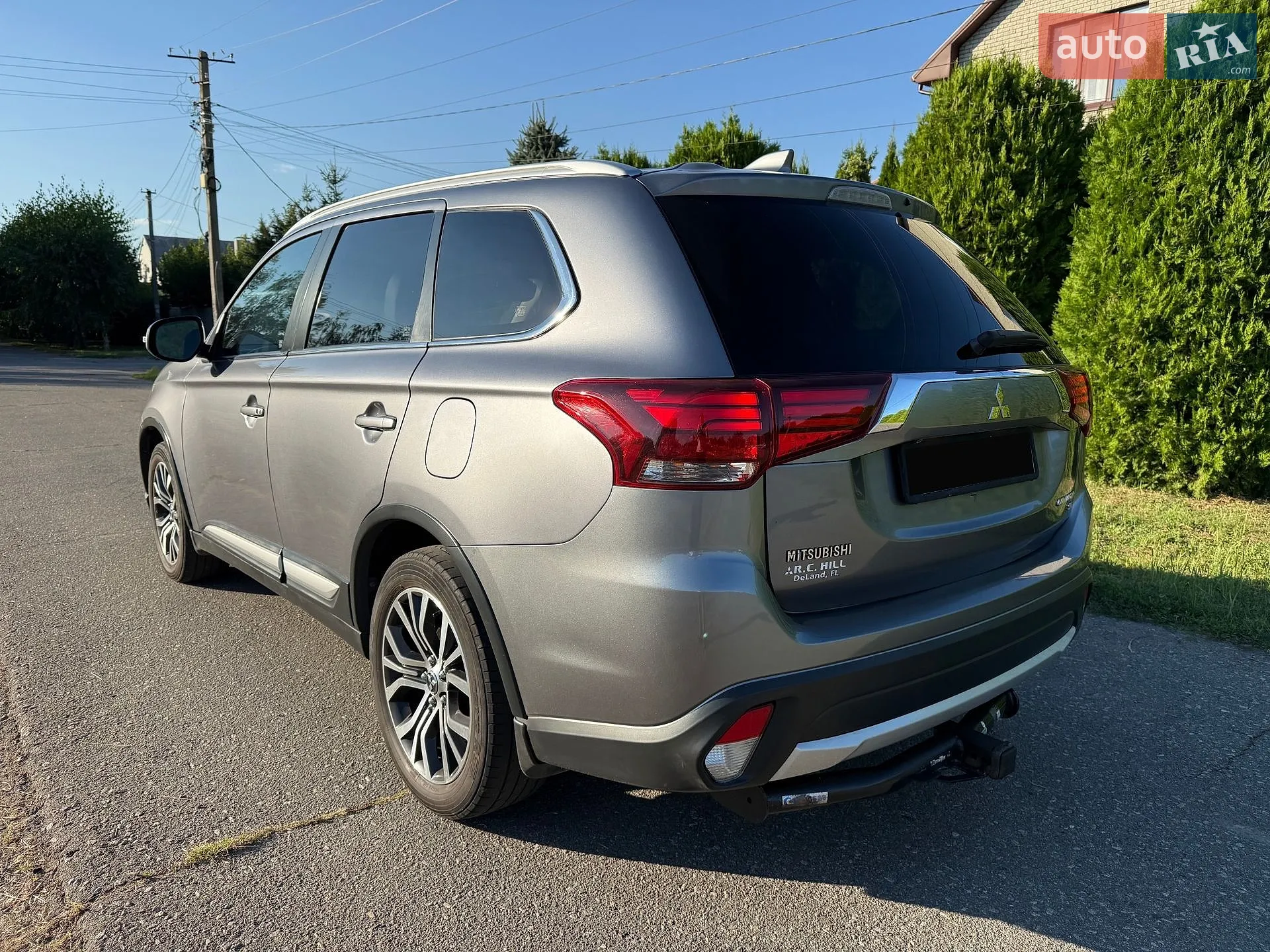 2017 Mitsubishi Outlander - мініатюра 10