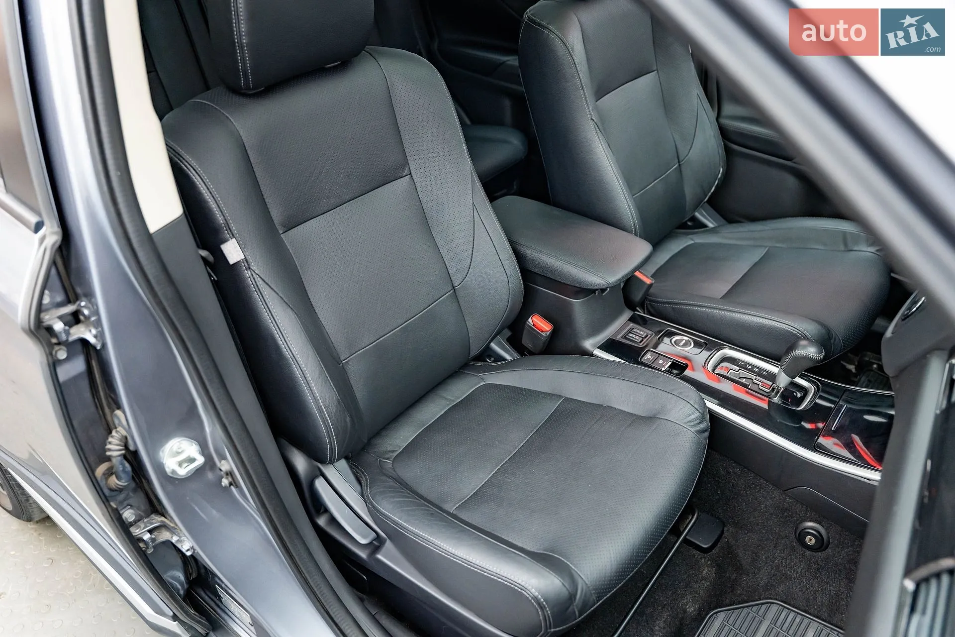 2017 Mitsubishi Outlander - мініатюра 25