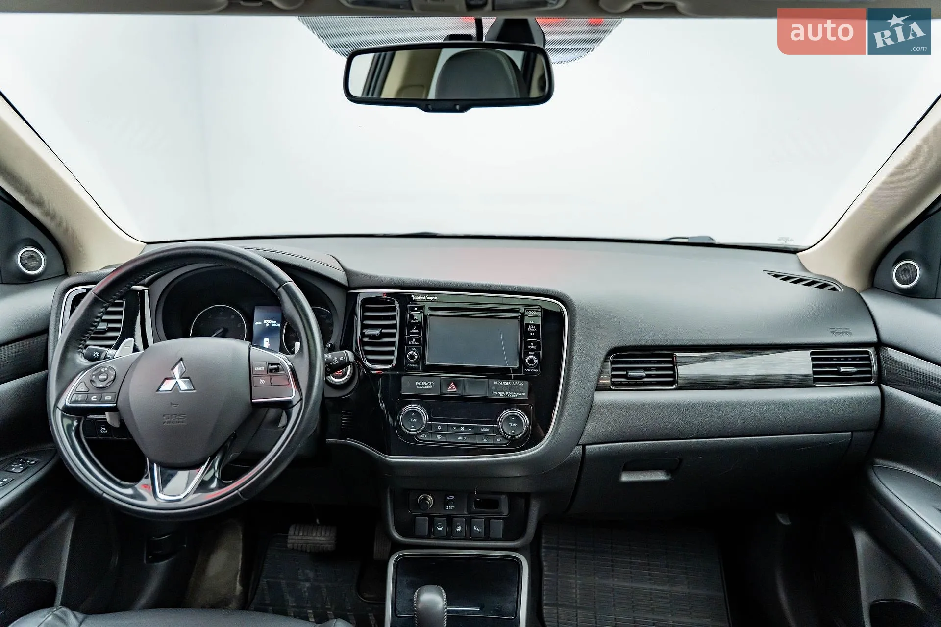 2017 Mitsubishi Outlander - мініатюра 12
