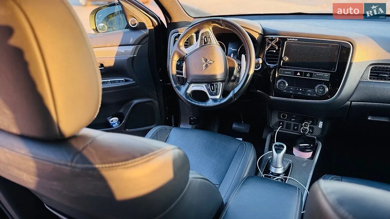2019 Mitsubishi Outlander - мініатюра 23