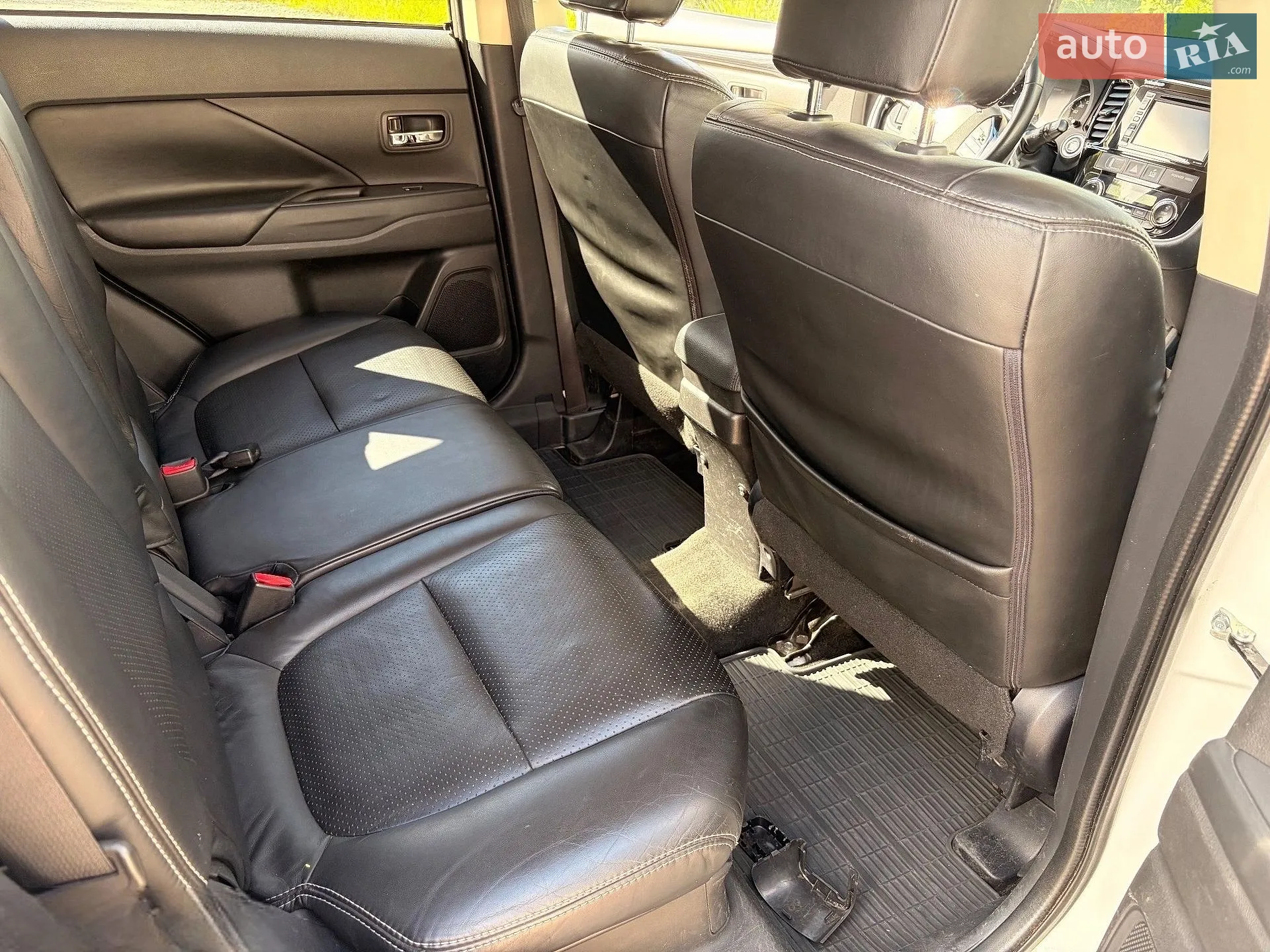 2016 Mitsubishi Outlander - мініатюра 7