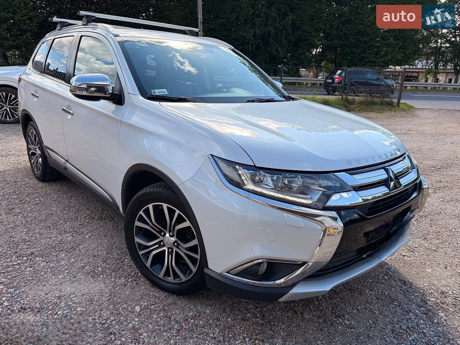 2016 Mitsubishi Outlander - мініатюра 2