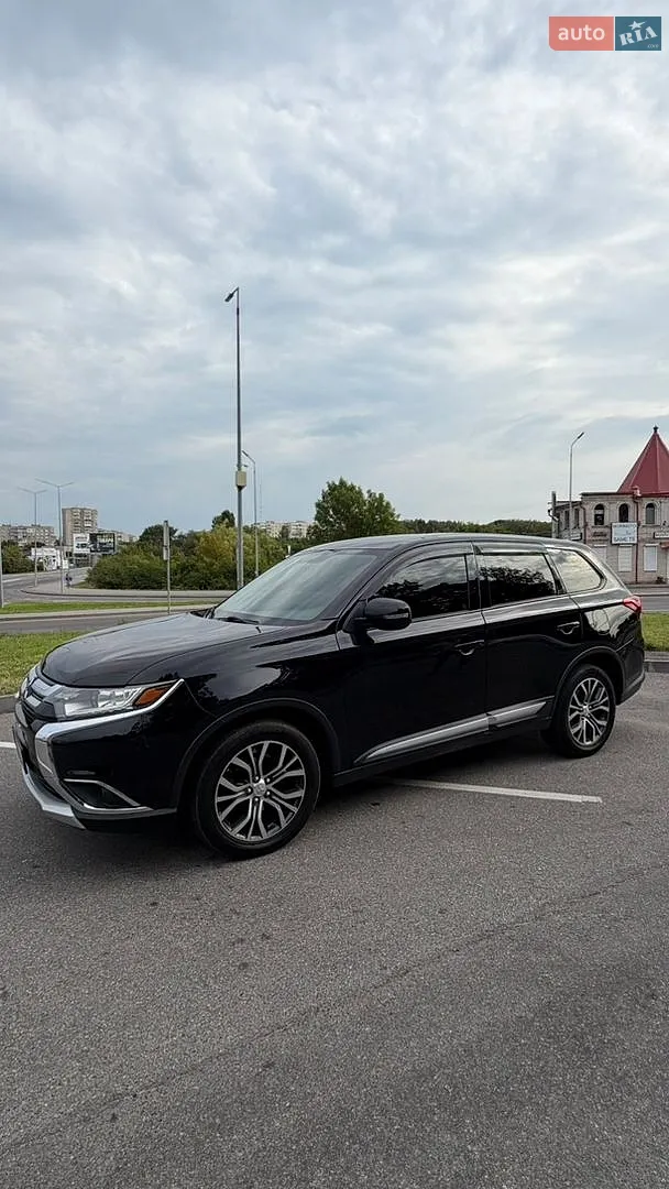 2015 Mitsubishi Outlander - мініатюра 10