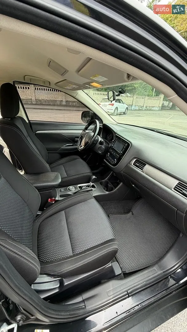 2015 Mitsubishi Outlander - мініатюра 33