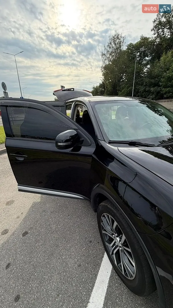 2015 Mitsubishi Outlander - мініатюра 41