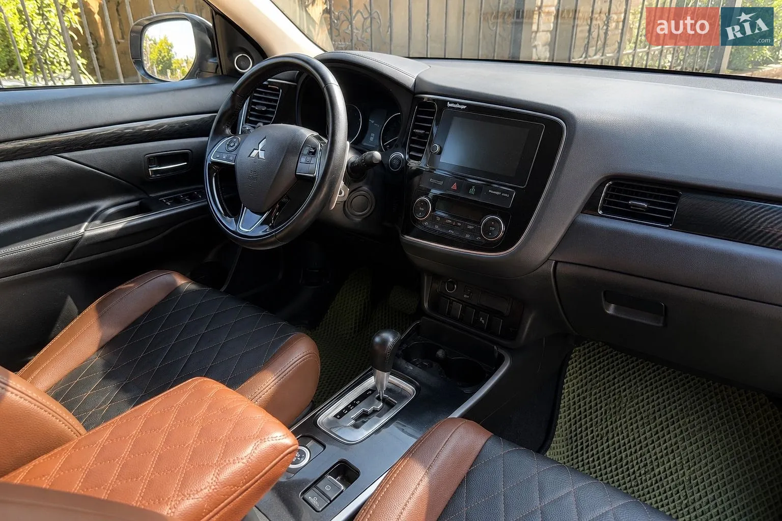 2016 Mitsubishi Outlander - мініатюра 5