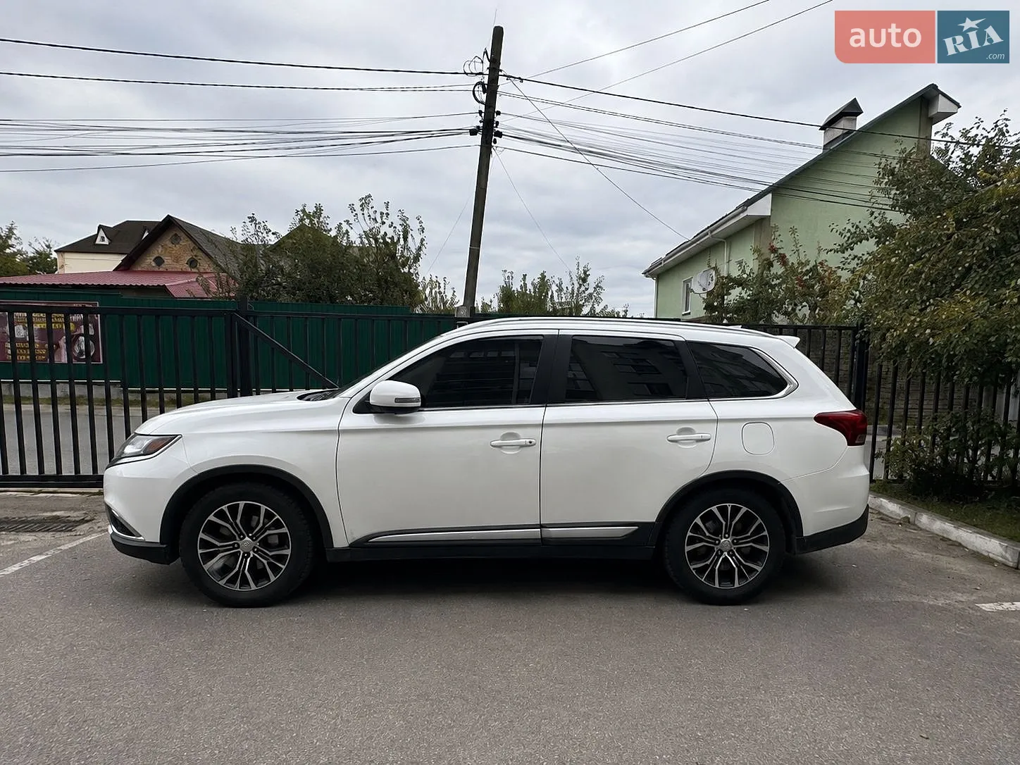 2016 Mitsubishi Outlander - мініатюра 12