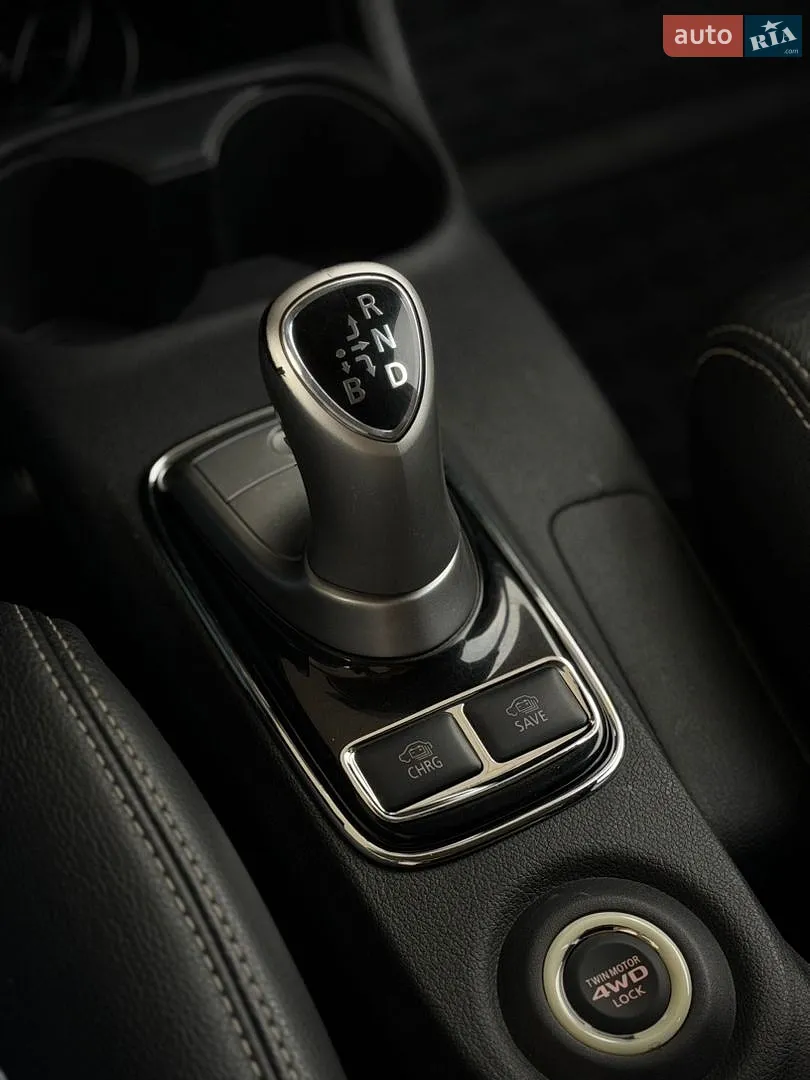 2014 Mitsubishi Outlander - мініатюра 14