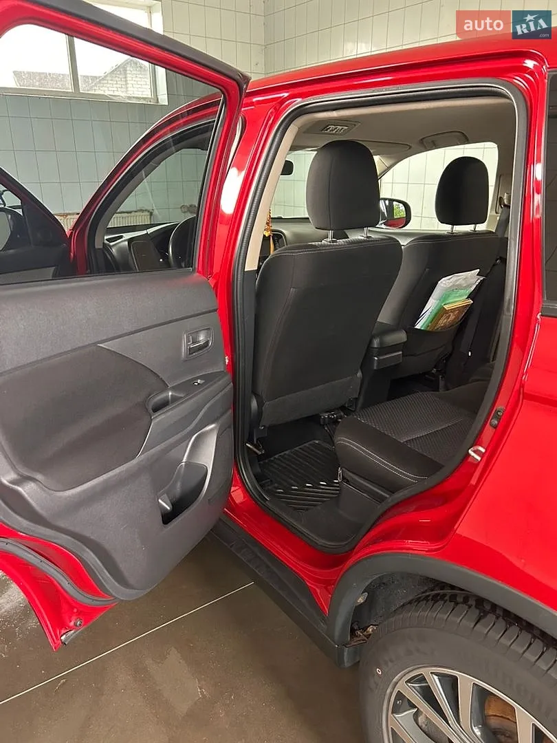 2015 Mitsubishi Outlander - мініатюра 19