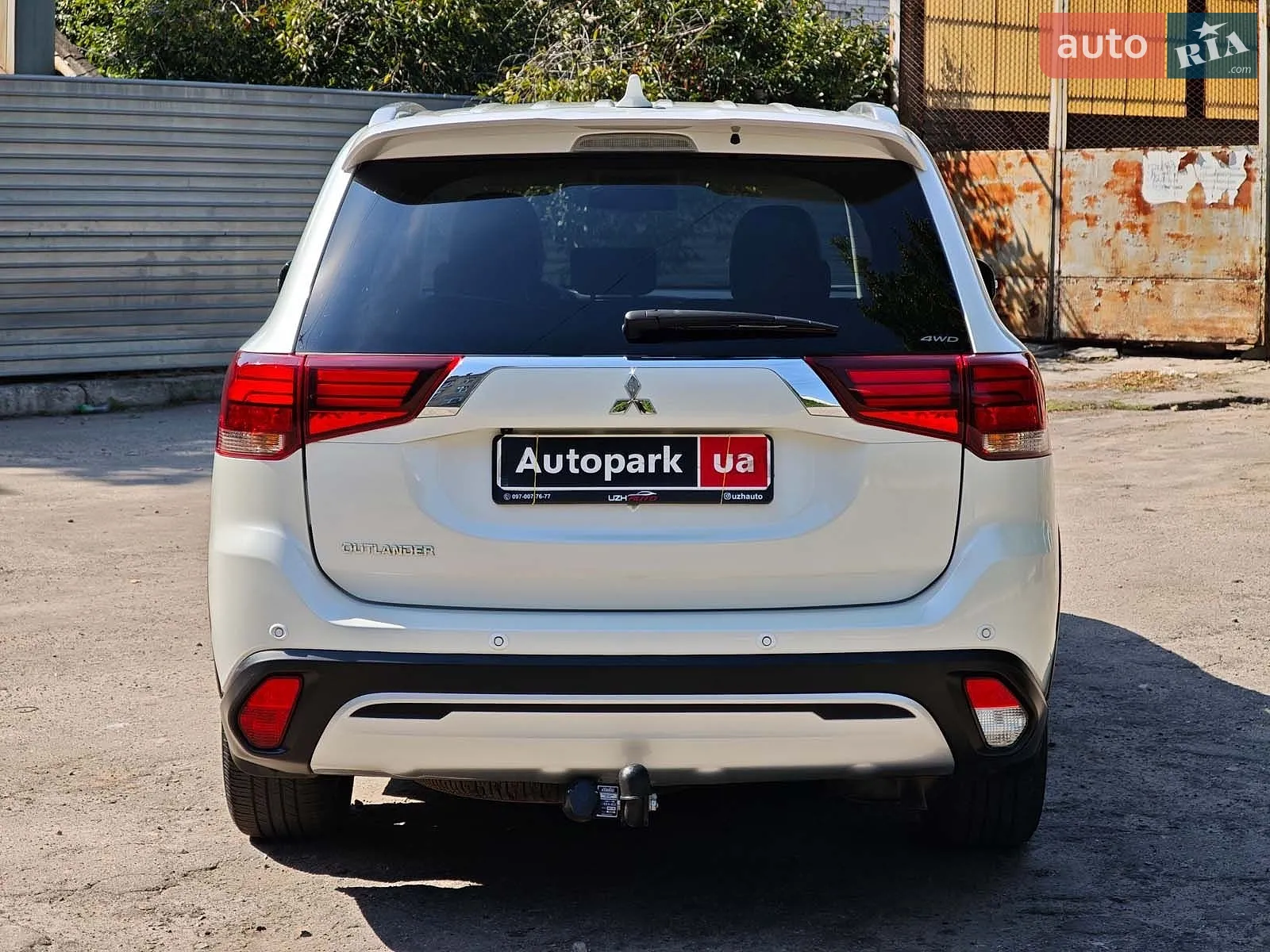 2021 Mitsubishi Outlander - мініатюра 11