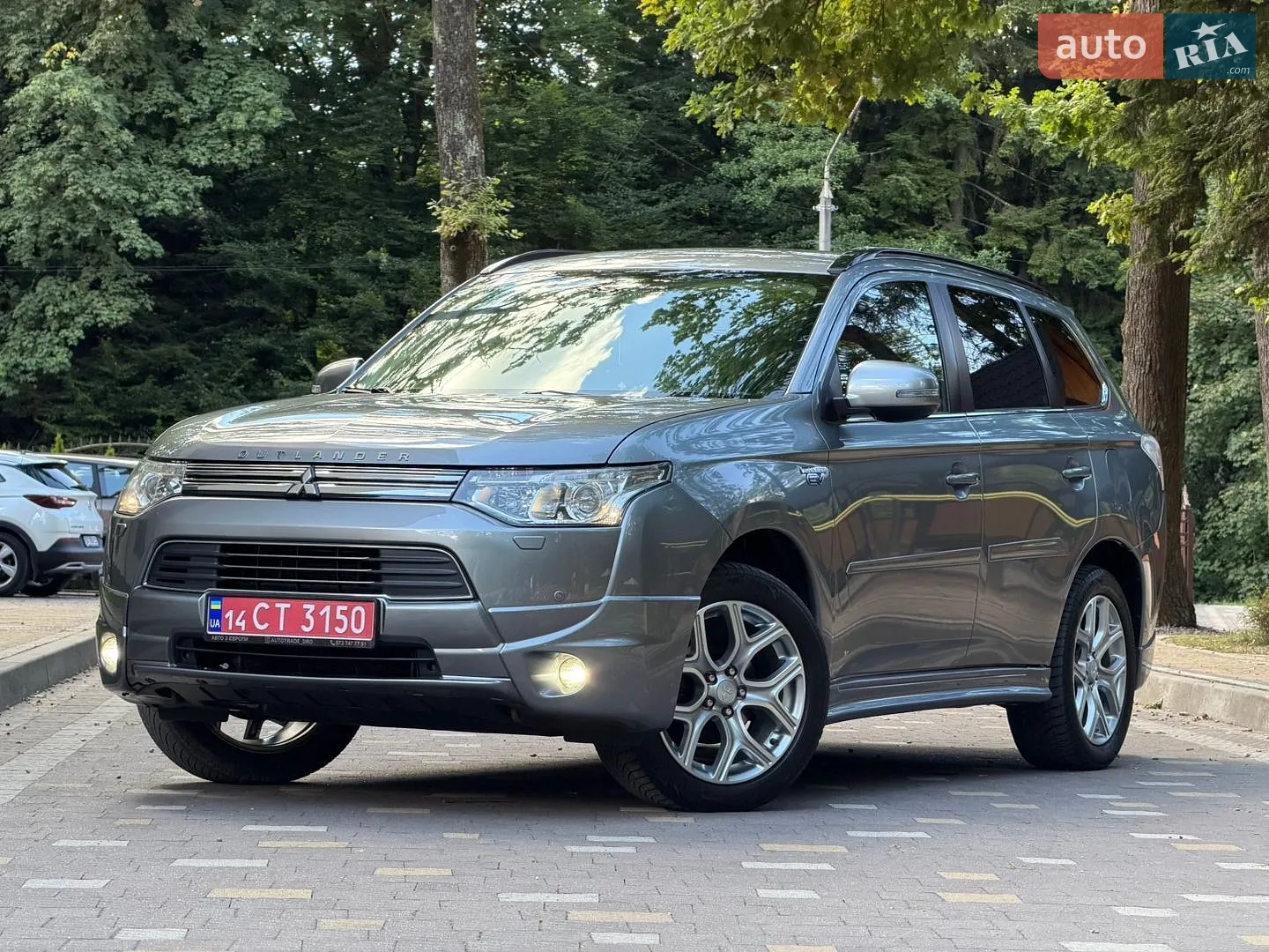 2014 Mitsubishi Outlander - мініатюра 23