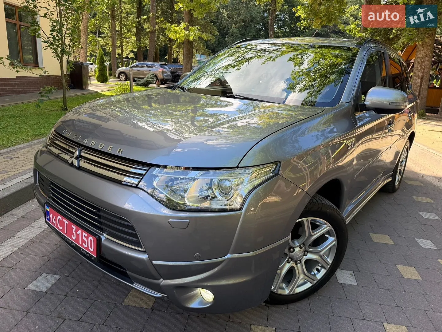 2014 Mitsubishi Outlander - мініатюра 32