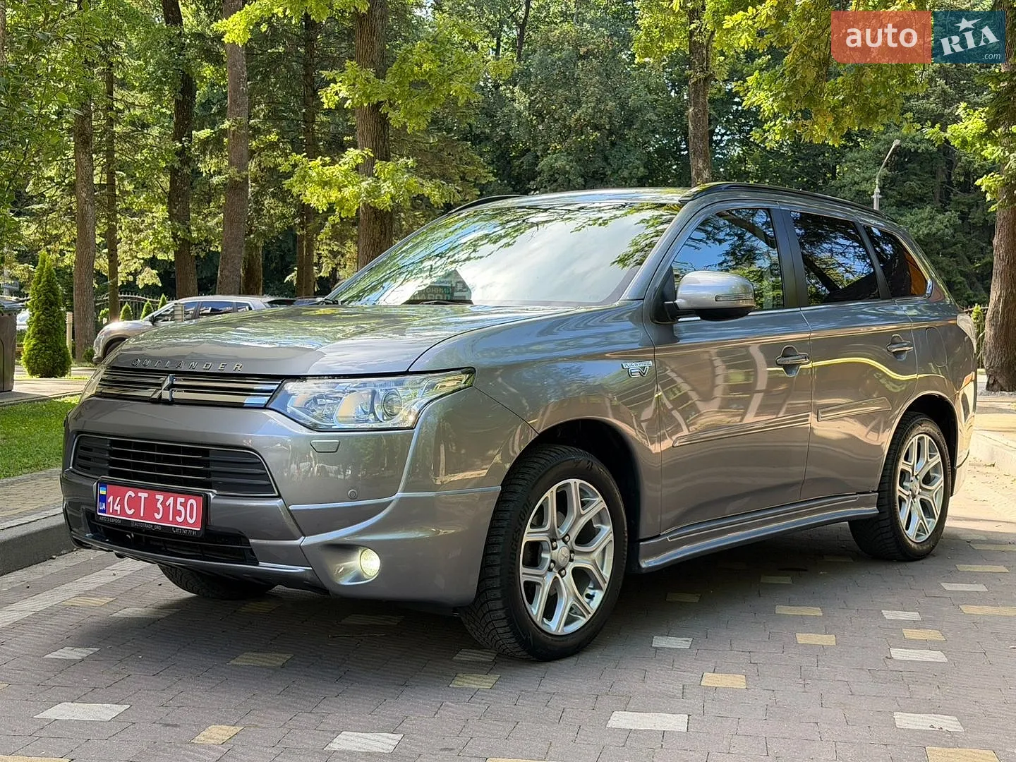 2014 Mitsubishi Outlander - мініатюра 42
