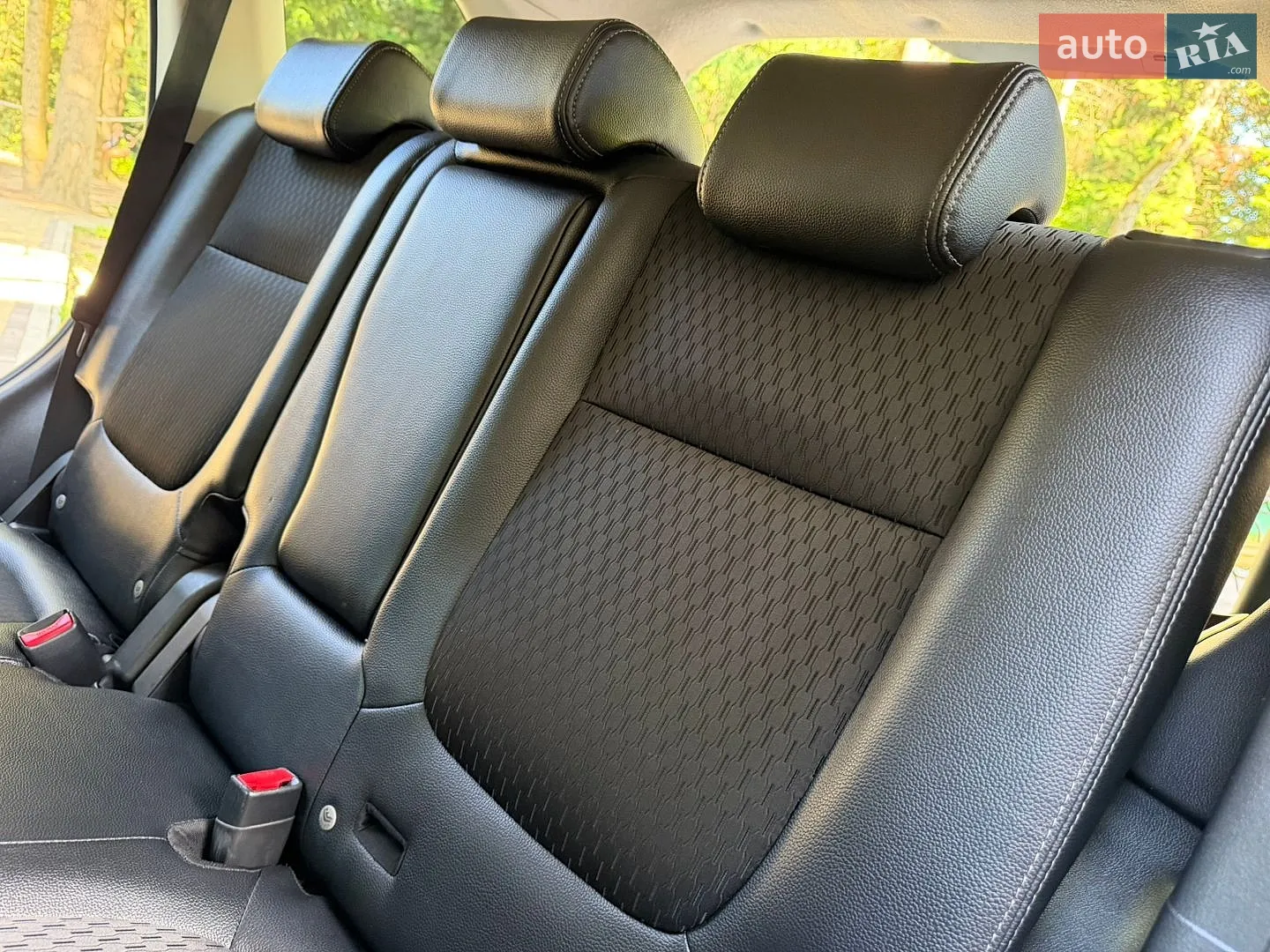 2014 Mitsubishi Outlander - мініатюра 104