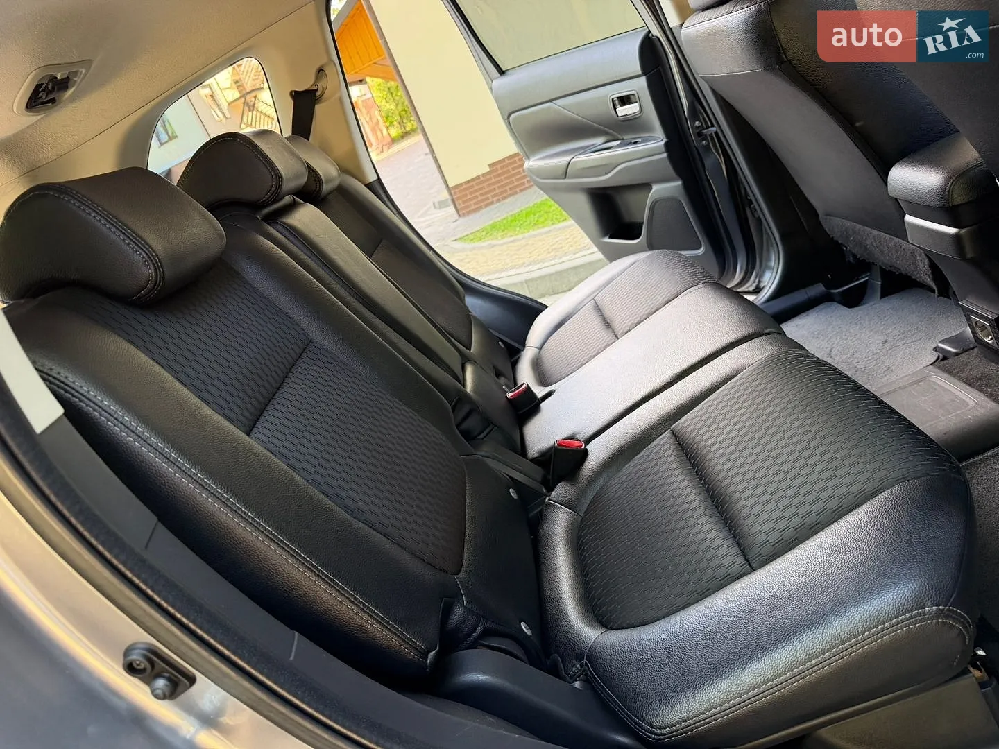 2014 Mitsubishi Outlander - мініатюра 108