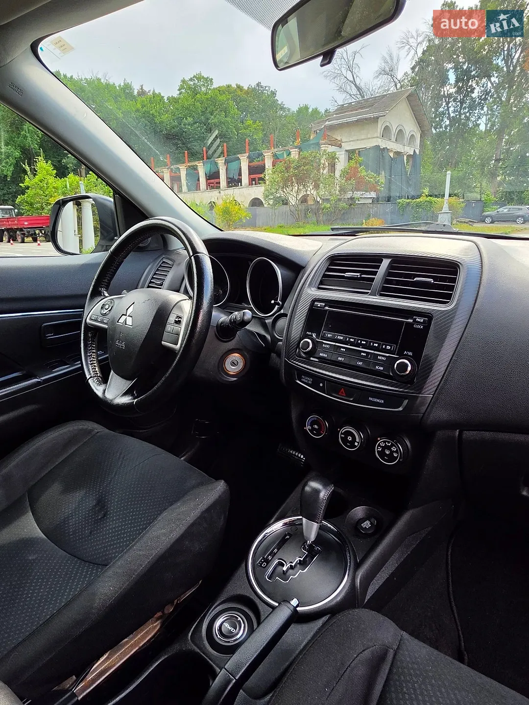 2015 Mitsubishi Outlander - мініатюра 17