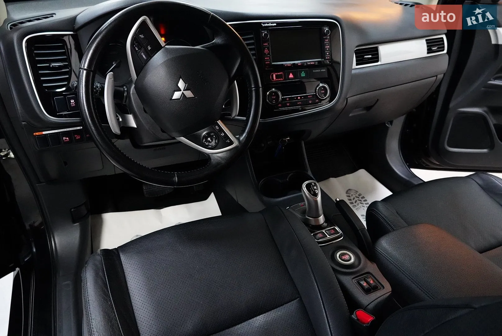 2015 Mitsubishi Outlander - мініатюра 38