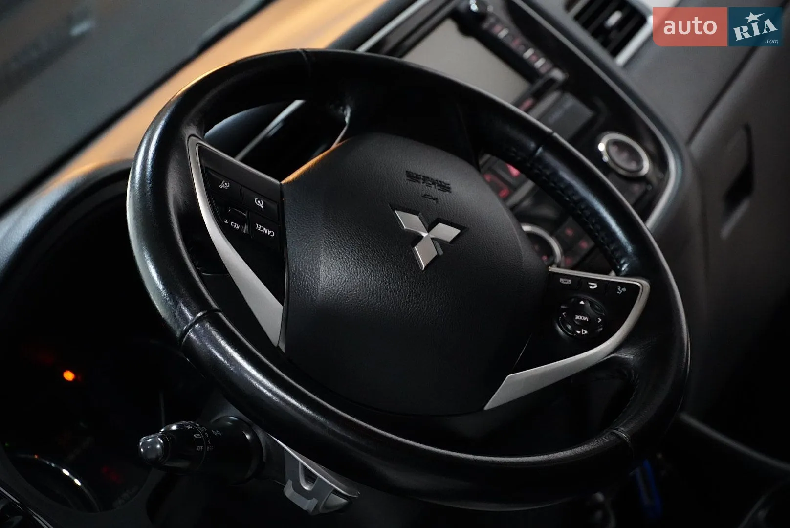 2015 Mitsubishi Outlander - мініатюра 41