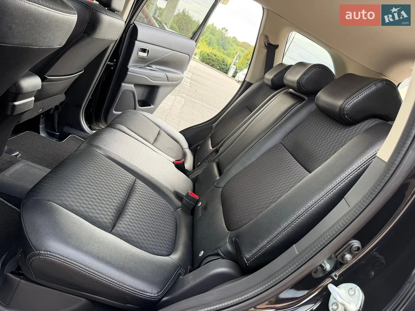 2015 Mitsubishi Outlander - мініатюра 105