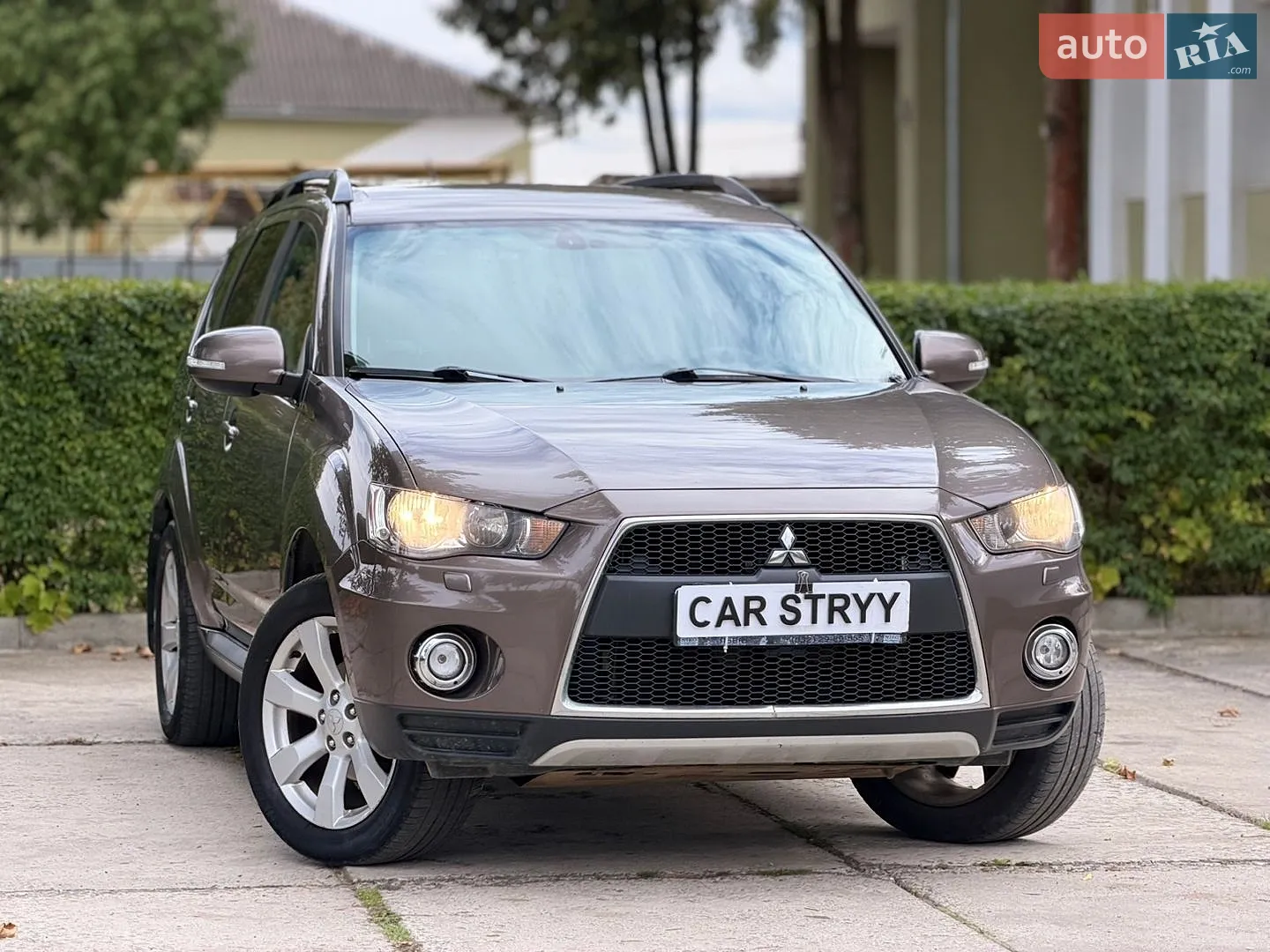 2012 Mitsubishi Outlander - мініатюра 9