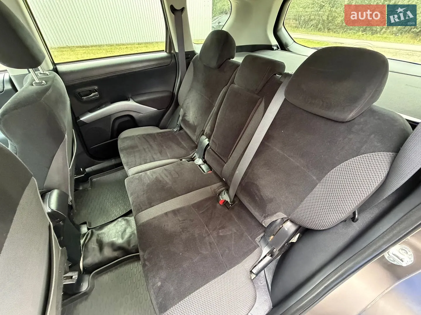 2012 Mitsubishi Outlander - мініатюра 27