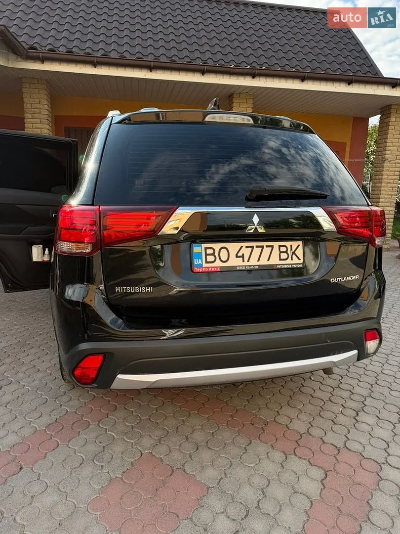 2017 Mitsubishi Outlander - мініатюра 6