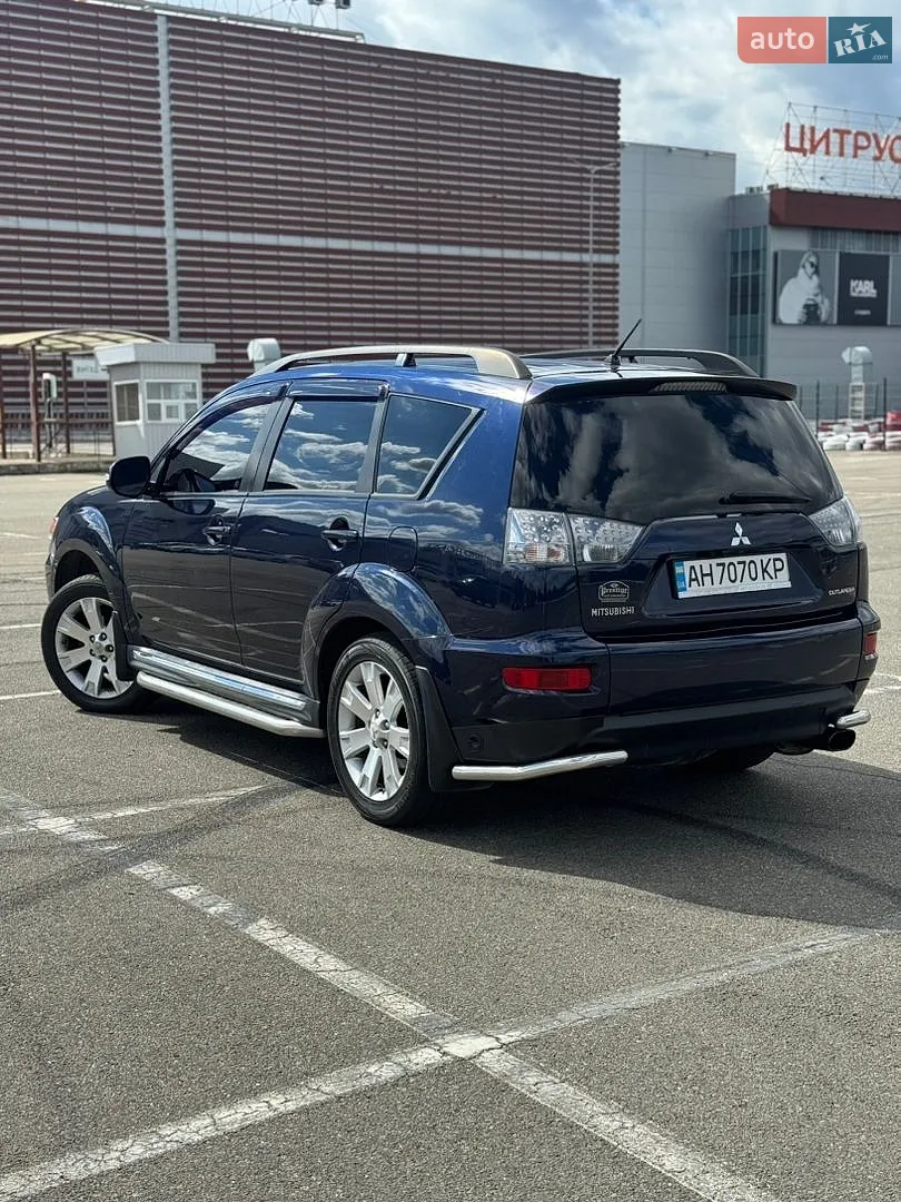 2010 Mitsubishi Outlander - мініатюра 5