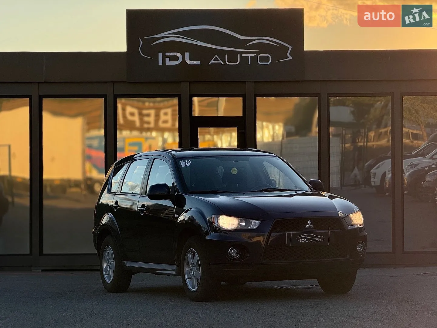 2011 Mitsubishi Outlander - мініатюра 2