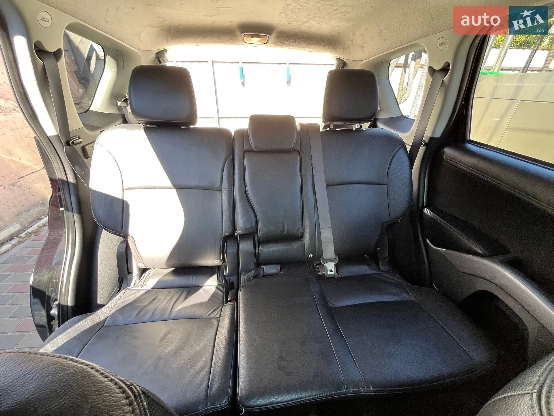 2011 Mitsubishi Outlander - мініатюра 12