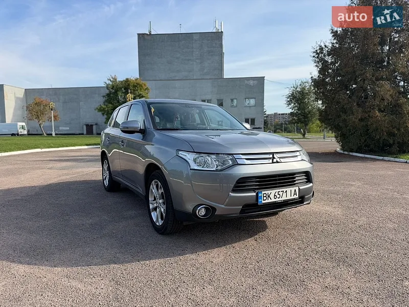 Mitsubishi Outlander