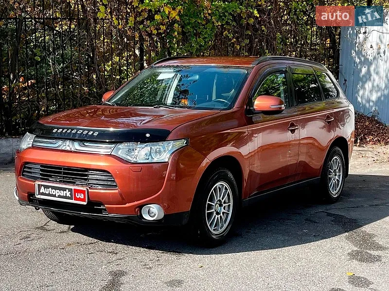 Mitsubishi Outlander 2012