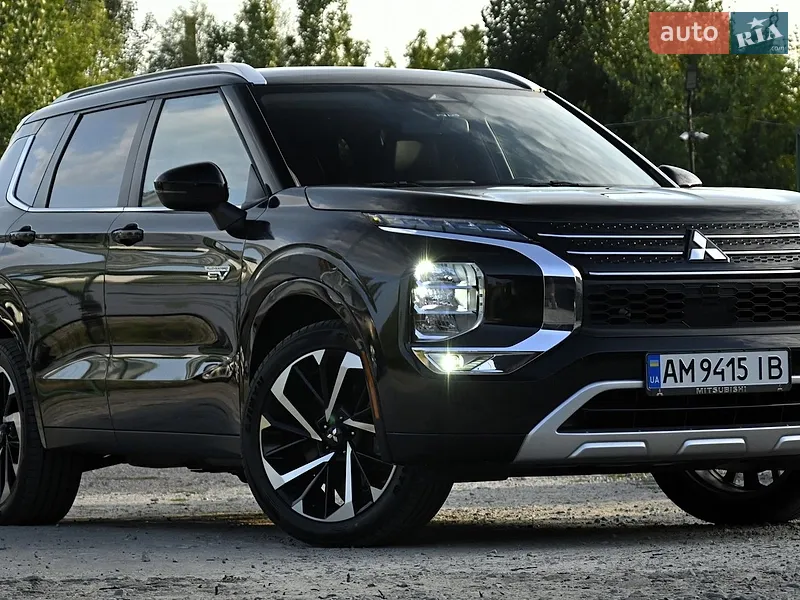 Mitsubishi Outlander 2024