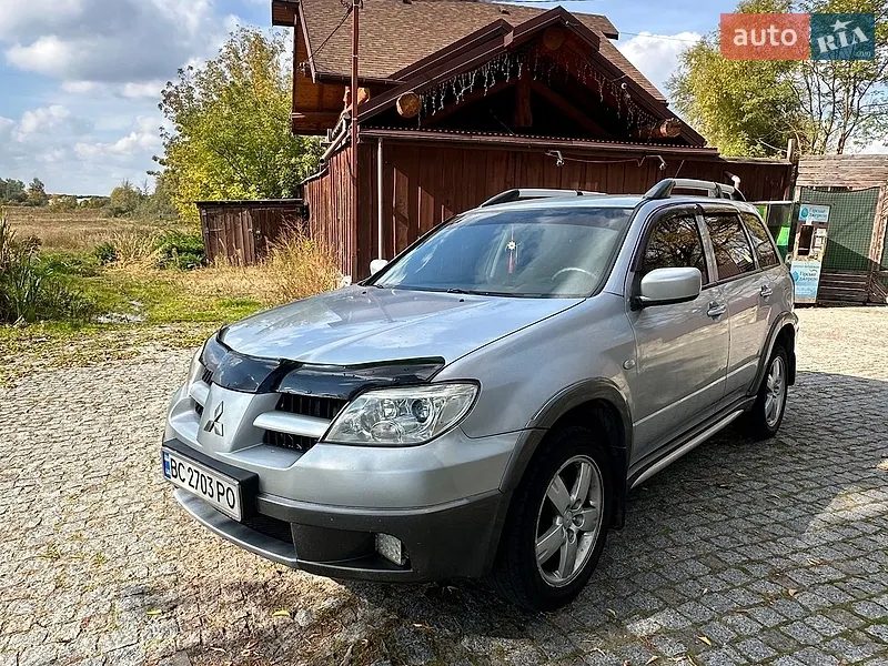 Mitsubishi Outlander 2006