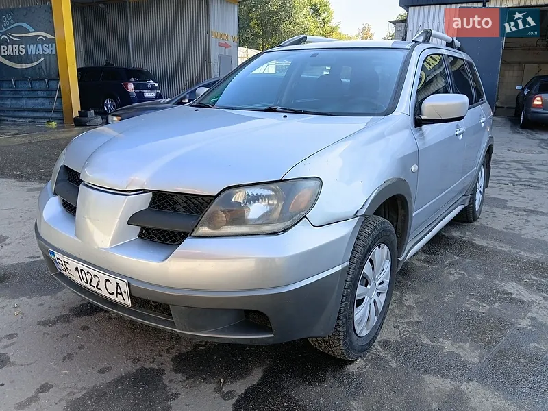 Mitsubishi Outlander 2005