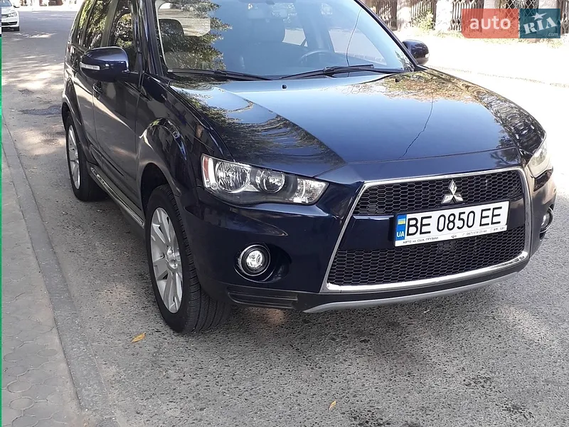 Mitsubishi Outlander
