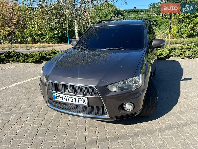 Mitsubishi Outlander