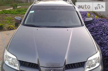 Внедорожник / Кроссовер Mitsubishi Outlander 2006 в Макеевке