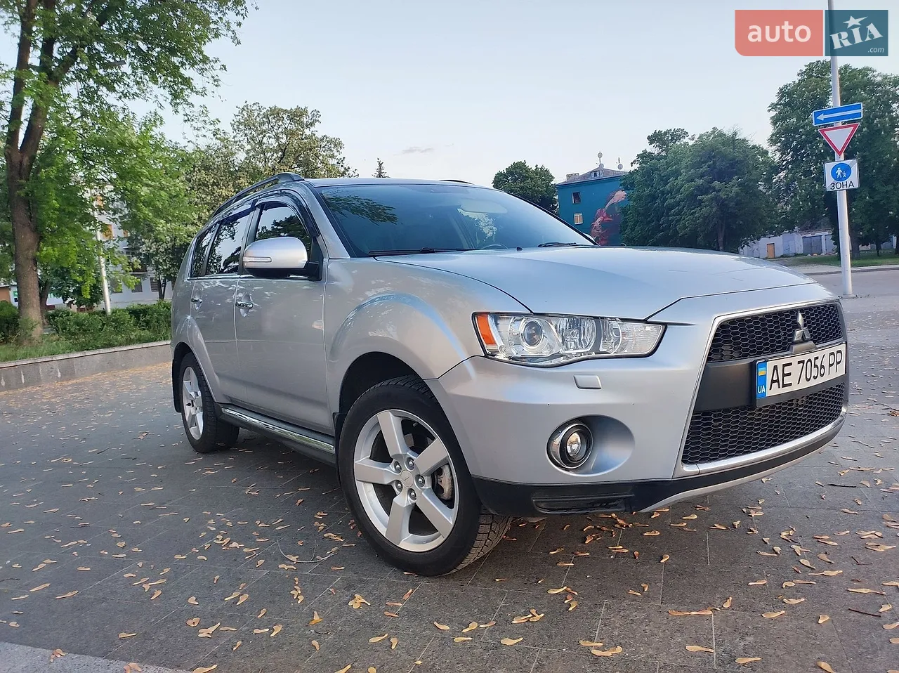 2011 Mitsubishi Outlander - мініатюра 14