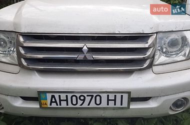 Позашляховик / Кросовер Mitsubishi Pajero iO 2006 в Тернополі