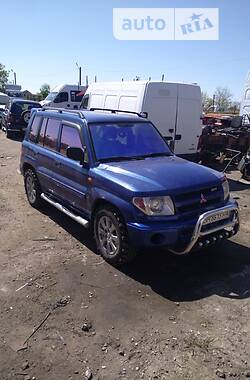 Внедорожник / Кроссовер Mitsubishi Pajero Pinin 2002 в Овидиополе