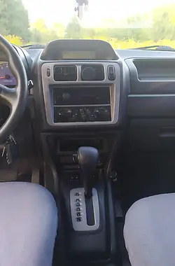 Mitsubishi Pajero Pinin 2002