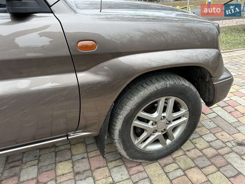 Позашляховик / Кросовер Mitsubishi Pajero Pinin 2002 в Миргороді