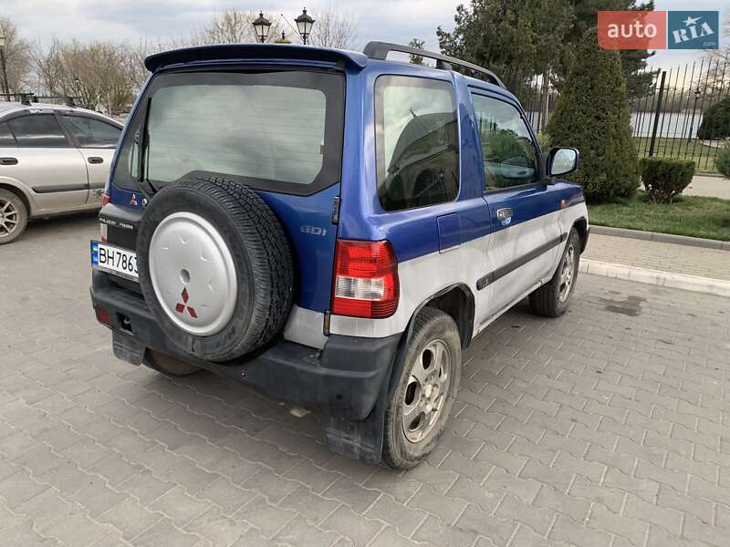 Внедорожник / Кроссовер Mitsubishi Pajero Pinin 2001 в Измаиле