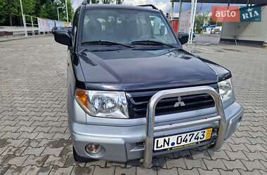 Позашляховик / Кросовер Mitsubishi Pajero Pinin 2005 в 