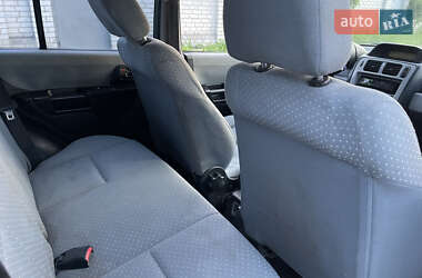 Позашляховик / Кросовер Mitsubishi Pajero Pinin 2002 в 