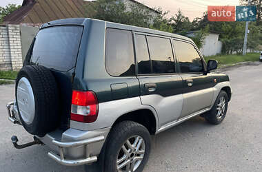 Позашляховик / Кросовер Mitsubishi Pajero Pinin 2002 в 