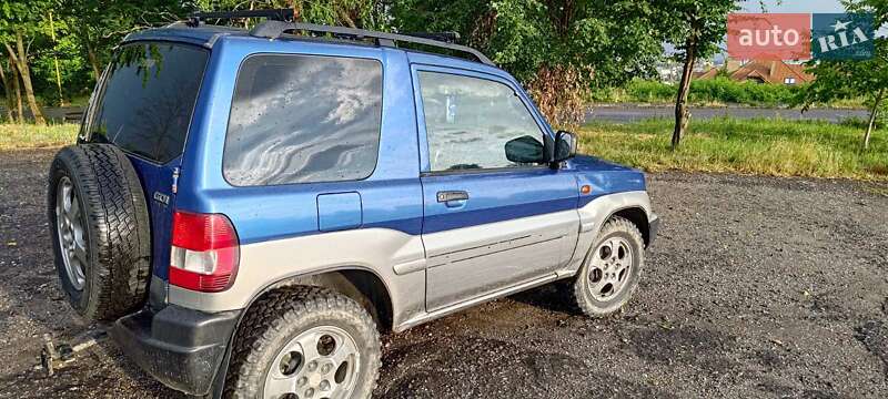 Внедорожник / Кроссовер Mitsubishi Pajero Pinin 1999 в Ужгороде