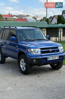 Внедорожник / Кроссовер Mitsubishi Pajero Pinin 2001 в Золочеве