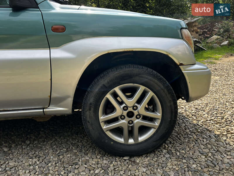 Позашляховик / Кросовер Mitsubishi Pajero Pinin 2002 в Рівному